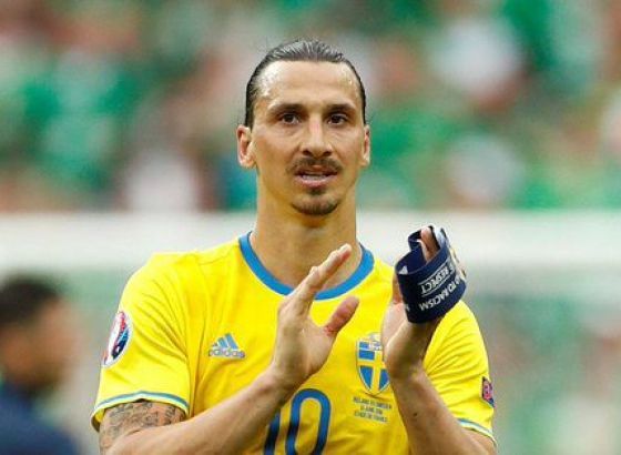 Ibrahimović: Zapisano je da Mesi osvoji trofej