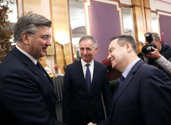 Dačić pozvao na "natjecanje u izgradnji mira" između Hrvatske i Srbije