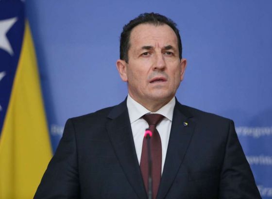 Ministar Cikotić upozorio komandanta EUFOR-a na  prisustvo radikalnih i ekstremističkih grupa iz RS,Srbije i Rusije