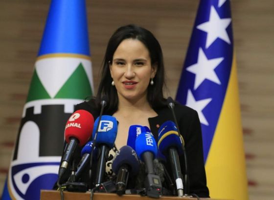 Karić: Neustavna parada je prošla, a ujutro će učesnici nazad na posao u Sarajevo