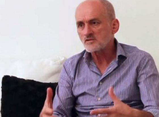 BORO KONTIĆ: Kad srpske krave putuju biznis klasom...