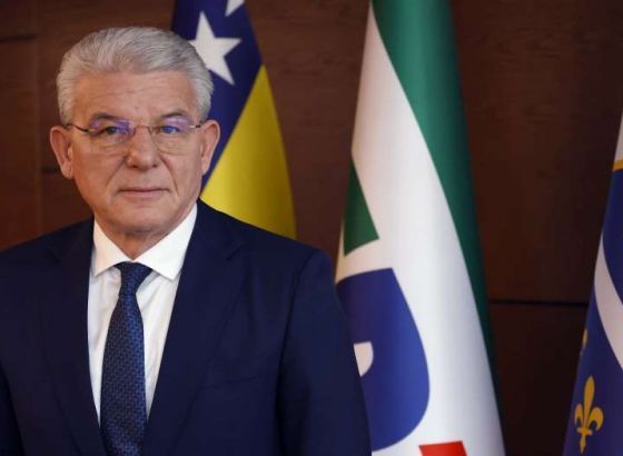 Džaferović: Samo širok probosanski blok može zaštititi državu, opasno je popuštati SNSD-u i HDZ-u