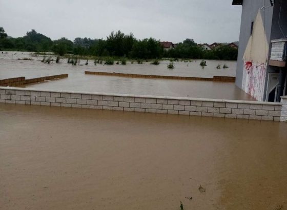 Na Kosovskoj Mitrovici evakuacija zbog poplava