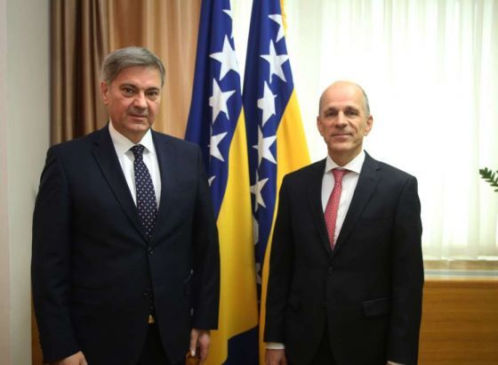 Zvizdić u odvojenim susretima razgovarao s Waltmansom i Sturtewagenom