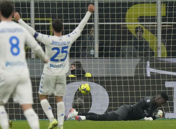 Veliki kiks Intera, Empoli sa igračem više do pobjede na San Siru