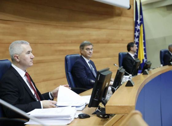 PSBiH - Poslanici mišljenja da treba ukinuti akcize na gorivo