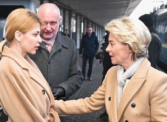 Von der Leyen u posjeti Kijevu podvukla da EU 'stoji uz Ukrajinu'