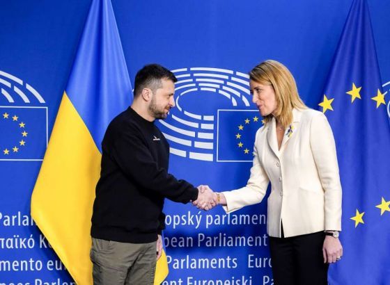 Metsola: EU mora brzo razmotriti slanje borbenih aviona Ukrajini
