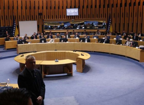 Konstituiran Dom naroda PSBiH - Špirić predsjedavajući, Ademović i Čović zamjenici predsjedavajućeg