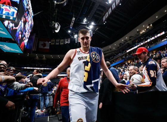 Jokić bolji od Dončića, Bridžis brojao do 45