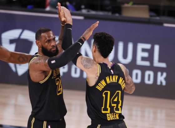 Janis prekinuo Lebronov niz, Tejtum ubacio rekordnih 55 poena