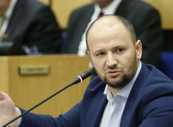 Zukić: Lidija Bradara nije predsjednica Federacije BiH