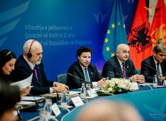 U Podgorici održana zajednička sjednica vlada Crne Gore i Albanije