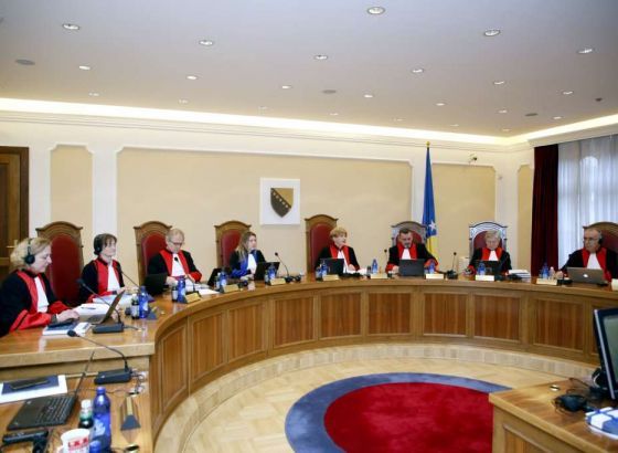 Poslanici Predstavničkog doma BiH traže ocjenu ustavnosti Zakona o nepokretnoj imovini RS