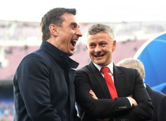 Gari Nevil jednostavno ne voli Arsenal: Igrači se ponašaju kao očajnici