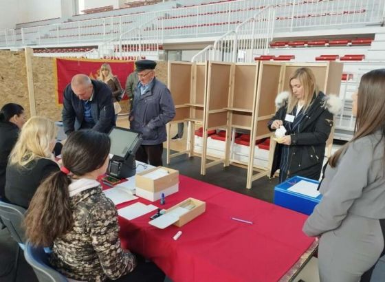 Prvi rezultati predsjedničkih izbora u Crnoj Gori: Đukanović vodi