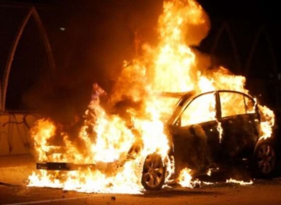Na sjeveru Kosova ponovo zapaljeni automobili kosovskih Srba
