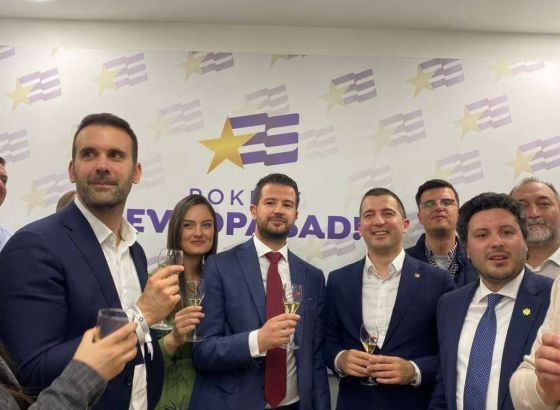 Vučić čestitao Milatoviću pobjedu na predsjedničkim izborima