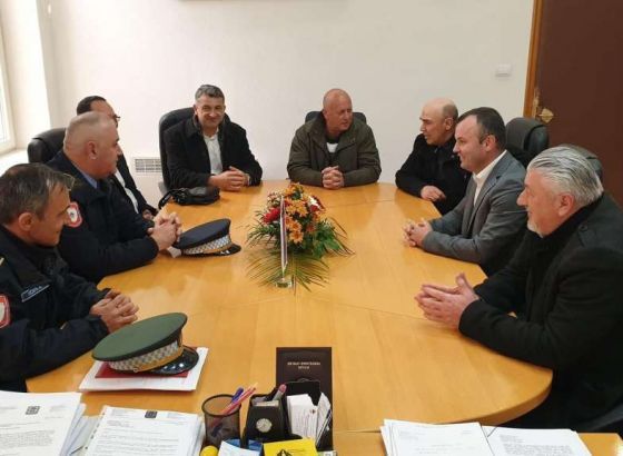 OO SDA Srebrenica - Osuda Tursunovićevog učešća u organizaciji i prijemu u povodu Dana policije RS