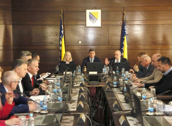 Vlada FBiH danas o cijeni prirodnog gasa i kapitalnim infrastrukturnim projektima