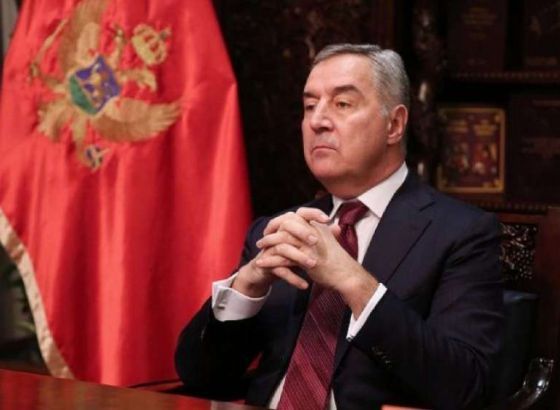 Milo Đukanović podnosi ostavku na mjesto predsjednika DPS-a