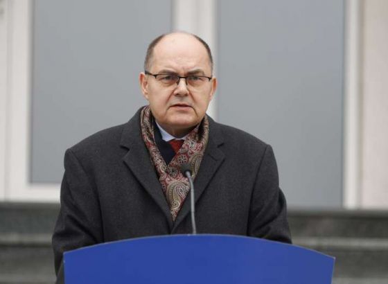 Schmidt: Borba političkih stranaka za moć se može i mora riješiti