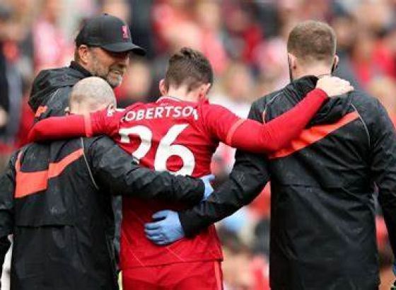 Premijer liga suspendovala linijskog sudiju zbog udaranja Robertsona