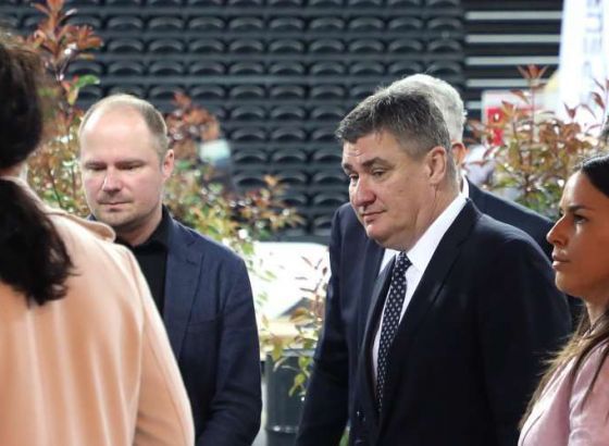 Milanović ne ide na Karlovu krunidbu zbog kvara na avionu
