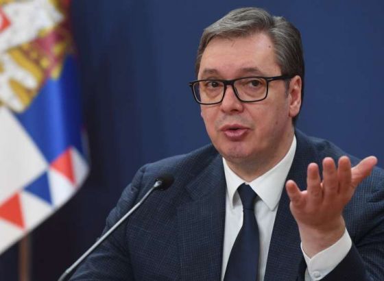Vučić pozvao građane da sami predaju nelegalno oružje, najavljujući oštre kazne