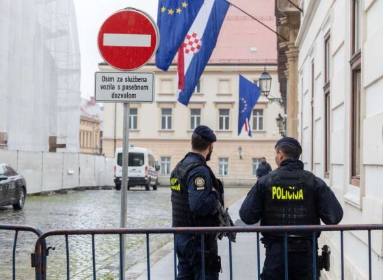 Plenković: Institucije djeluju, ali prijetnje postoje - policija i danas bila u vladi