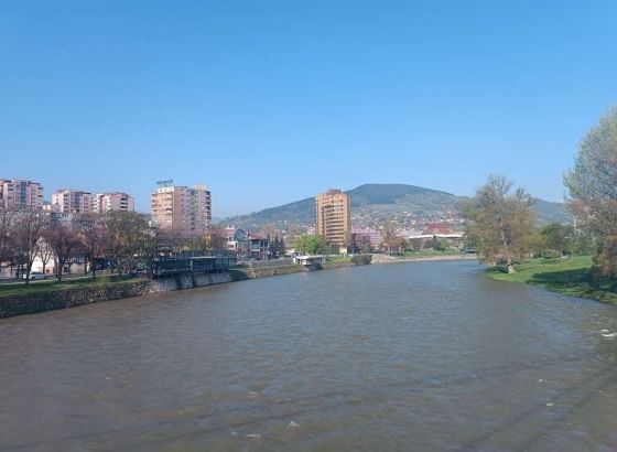 Roditelji sinoć iza ponoći u Zenici pronašli djevojčicu Amilu Tokalić