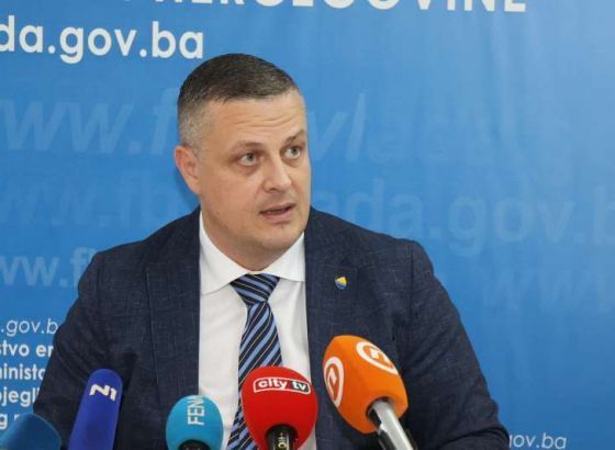 Mijatović: Vlada FBiH želi suzbiti odlazak radne snage iz BiH