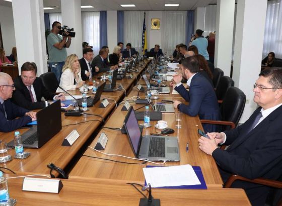 Za projekte iz oblasti obrazovanja Vlada FBiH izdvaja više od pola milijuna maraka