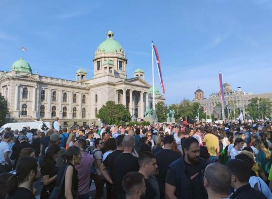 Vučević: Neće ulica smjenjivati ministre niti formirati privremenu vladu