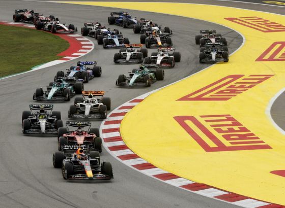 U F1 ništa novo: Ferstapen slavio u Španiji, na podijumu oba vozača Mercedesa