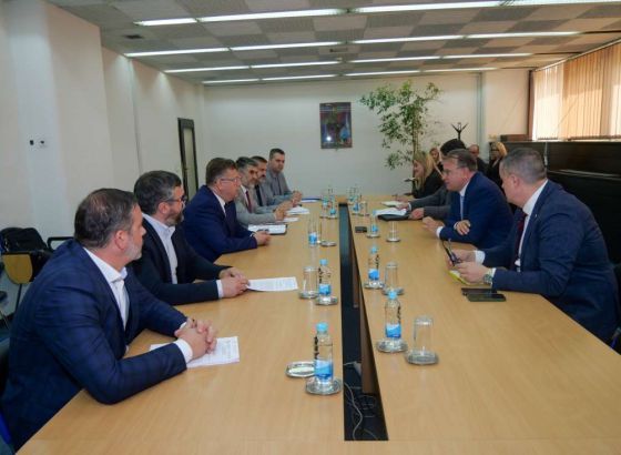 Opredjeljenje Vlade FBiH je fiskalnom reformom smanjiti poreze i povećati plate radnicima