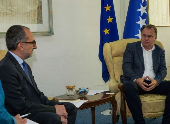 Nikšić-Naim: Povećati kompetitivnost domaće ekonomije i unaprijediti javno-privatno partnerstvo