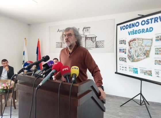 Kad Kusturica zaključuje: Andrićgrad je dokaz da Republika Srpska može da udomi sve konfesije i etničke grupe