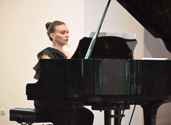 Nastupom dueta Darija Kadrić - Jasmina Kasumović zatvoren Festival klasične glazbe u Tuzli