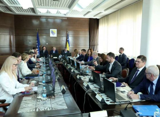 Vlada FBiH - Ukupan dug u prvom kvartalu 2023. manji za tri posto u odnosu na prošli kvartal