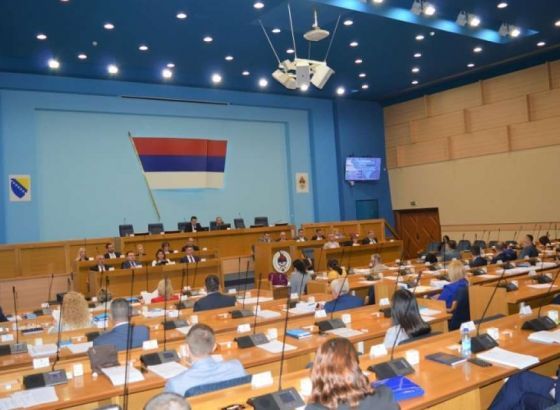 NSRS o prestanku obaveze objavljivanja odluka visokog predstavika u Službenom glasniku