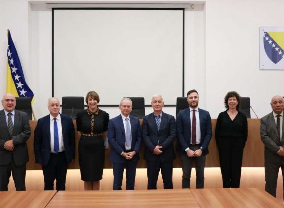 Ambasador Italije Di Ruzza posjetio CIK BiH