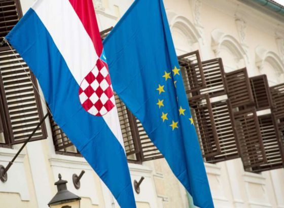 Hrvatska slavi 10 godina u EU - susjedne zemlje ostaju u čekaonici