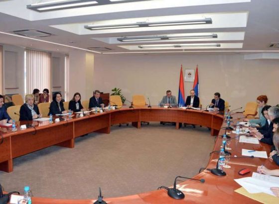 Vijeće naroda RS - Klub Bošnjaka povukao veto na zakone koje je poništio visoki predstavnik
