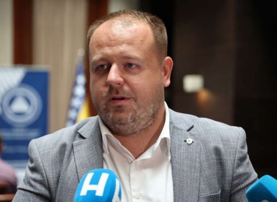Šabanović o radu Parlamenta FBiH: Sve stoji zbog par imenovanja