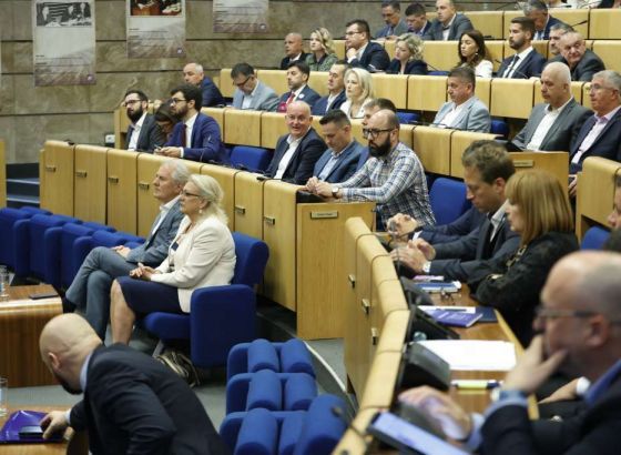 UPFBiH: Poslanici dijelom odgovorni za loš materijalni položaj radnika