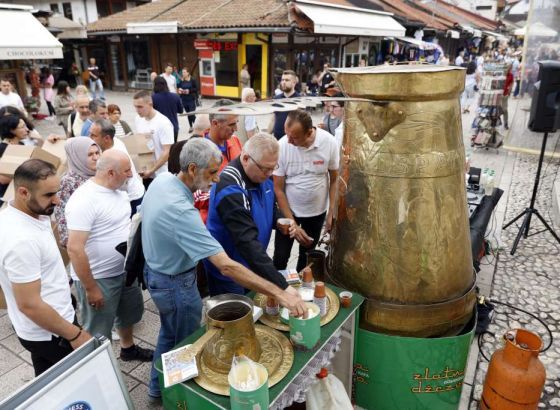 Uz 'Kafu na Baščaršiji' zvanično počela ljetnja turistička sezona