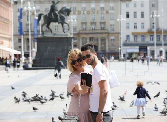 U Hrvatskoj 47 posto osoba ne živi ni u jednoj vrsti zajednice