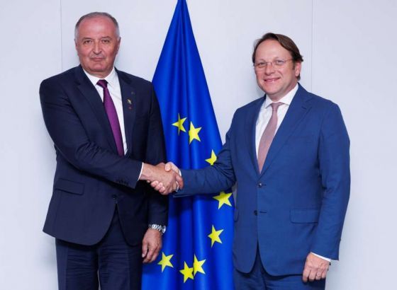 Helez s Várhelyijem: Zvaničnici EU svjesni su ko je glavni kočničar u našoj zemlj