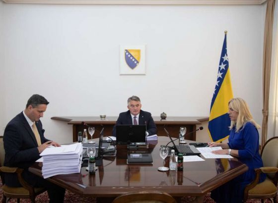 Predsjedništvo BiH donijelo Plan strukture generalskog kora u odbrambenom sistemu BiH